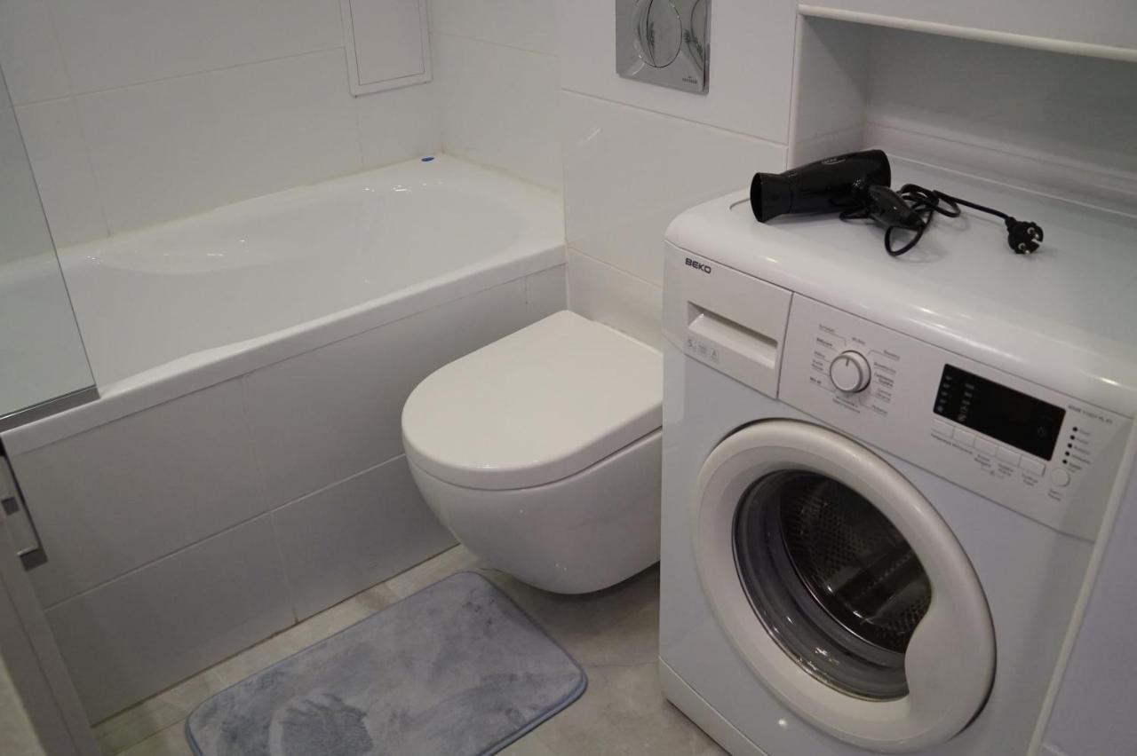 Apartament Gliwice Centrum Dunikowskiego Z Garazem Eksteriør bilde