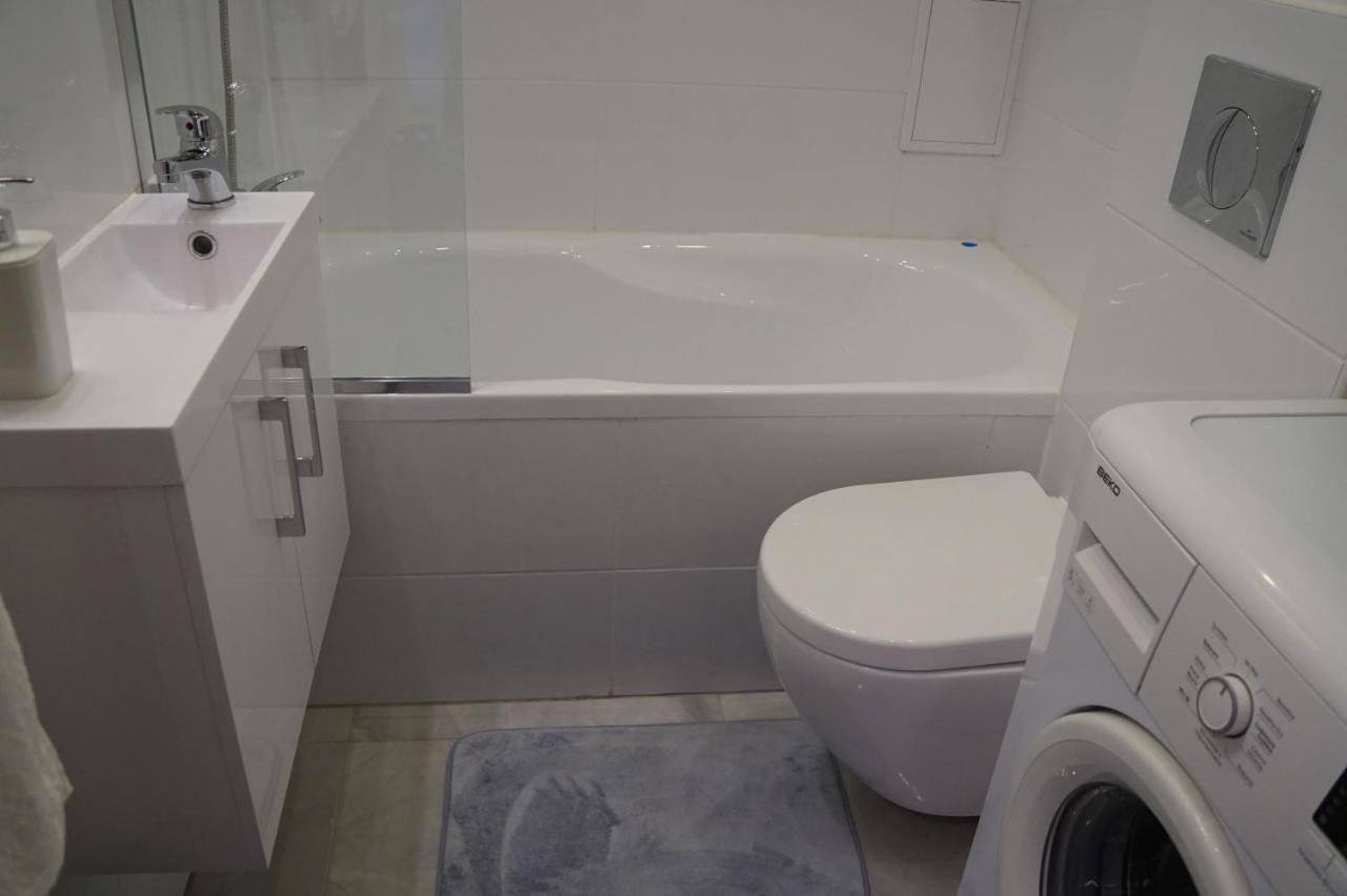 Apartament Gliwice Centrum Dunikowskiego Z Garazem Eksteriør bilde